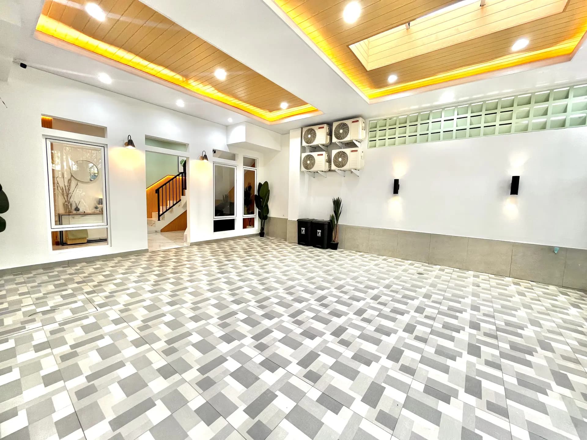 Open Courtyard